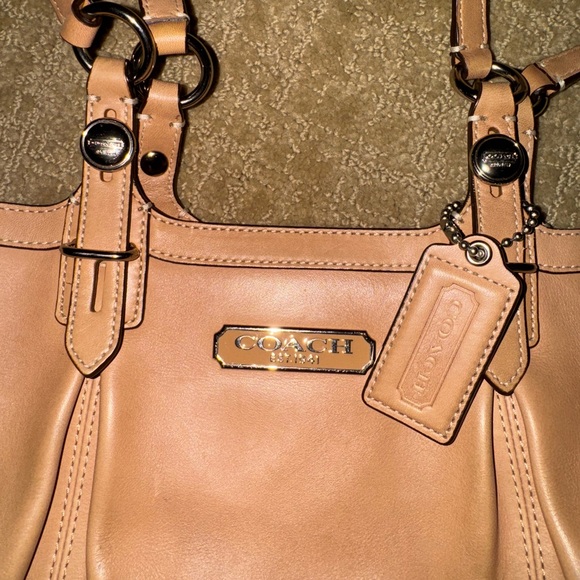 Camel coach purse - Picture 3 of 7
